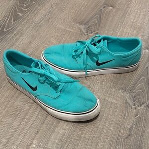 Nike Aqua Blue/Teal Sneakers